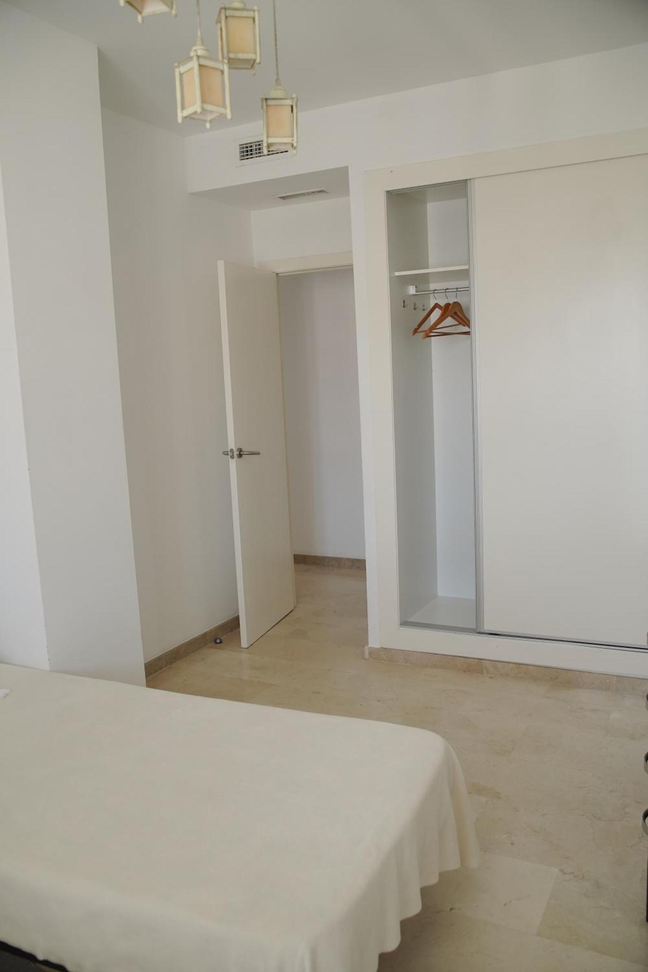 Apartamento Amplio apartamento con vistas a la playa Benidorm Exterior foto